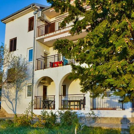 Apartments With A Parking Space Senj - 11520 מראה חיצוני תמונה