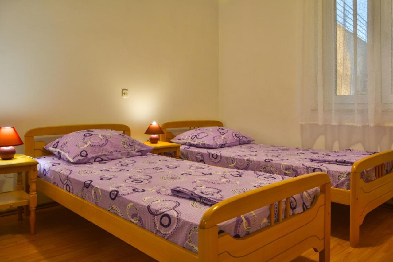 Apartments With A Parking Space Senj - 11520 מראה חיצוני תמונה
